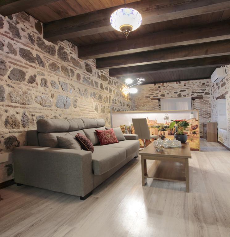 Apartamentos Alcantara Toledo Eksteriør bilde