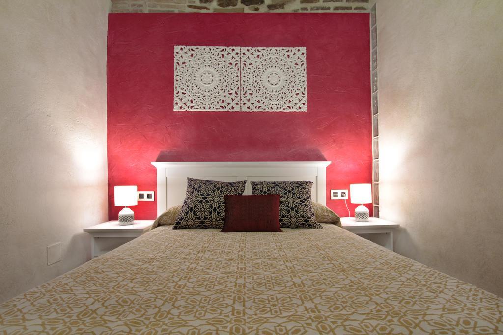 Apartamentos Alcantara Toledo Eksteriør bilde