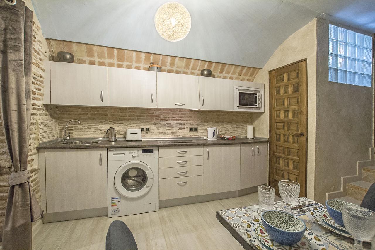 Apartamentos Alcantara Toledo Eksteriør bilde