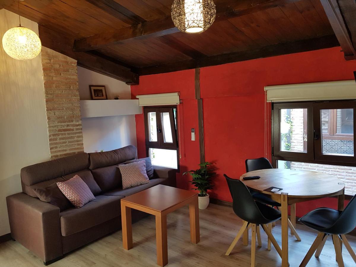 Apartamentos Alcantara Toledo Eksteriør bilde